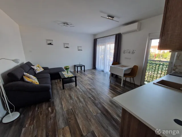 Kiadó lakás Veszprém, Cholnokyváros 50 nm