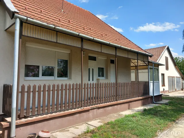 Eladó ház Csanytelek 102 nm