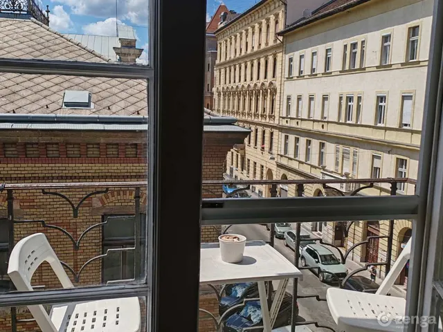 Eladó lakás Budapest VIII. kerület, Csarnoknegyed 83 nm
