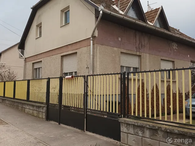 Eladó ház Fót, Fótújfalu 180 nm