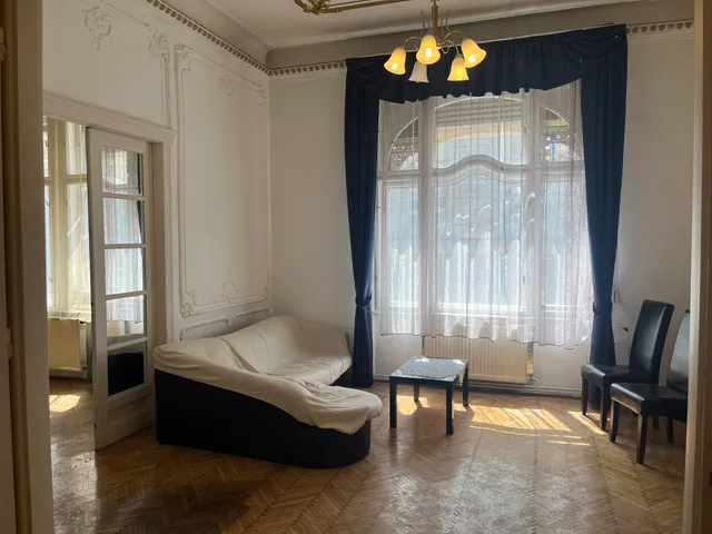 Eladó lakás Budapest VIII. kerület, Palotanegyed 189 nm