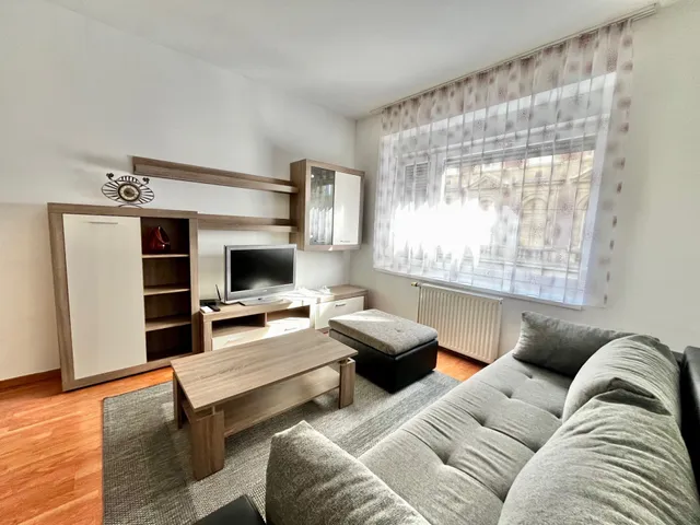 Eladó lakás Budapest VI. kerület 40 nm