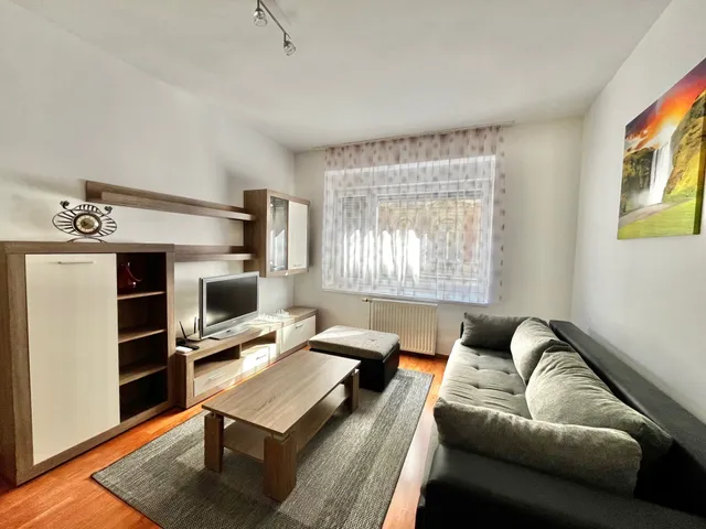 Eladó lakás Budapest VI. kerület 40 nm