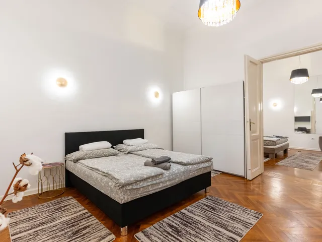 Eladó lakás Budapest V. kerület, Belváros 72 nm