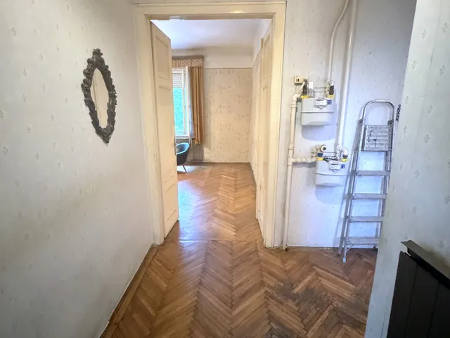 Eladó ház Budapest X. kerület, Téglagyárdűlő 200 nm