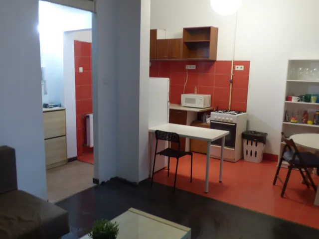 Eladó lakás Budapest VIII. kerület, II. János Pál pápa tér 75 nm