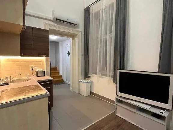 Eladó lakás Budapest VI. kerület, Nagykörúton belüli terület 43 nm