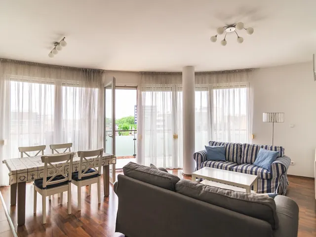 Eladó lakás Budapest VIII. kerület, Corvin negyed 75 nm