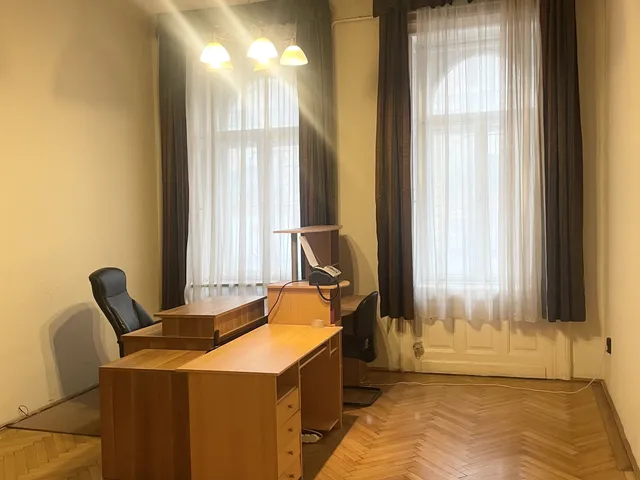 Eladó lakás Budapest VI. kerület 91 nm