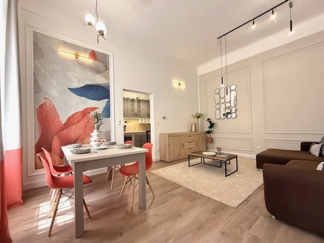 Eladó lakás Budapest VI. kerület, Nagykörúton kívüli terület 50 nm