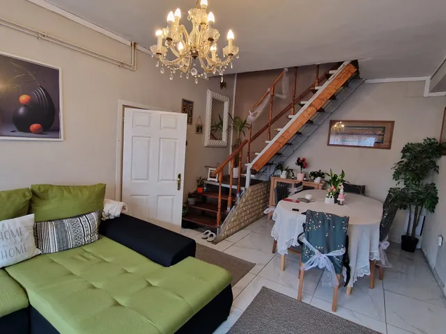 Eladó ház Budapest XX. kerület, Pacsirtatelep 170 nm