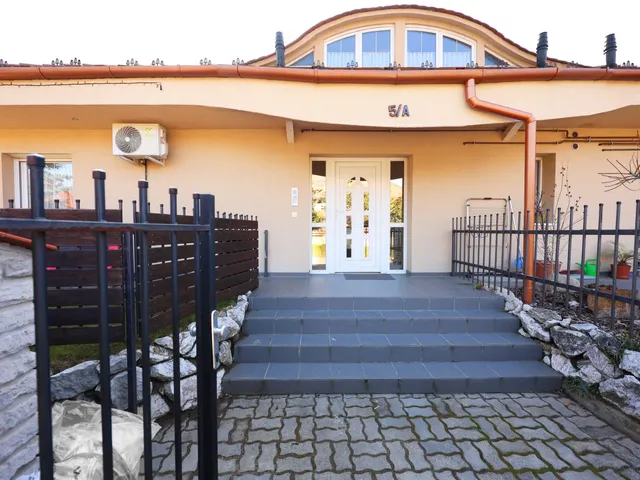 Eladó lakás Fót 88 nm