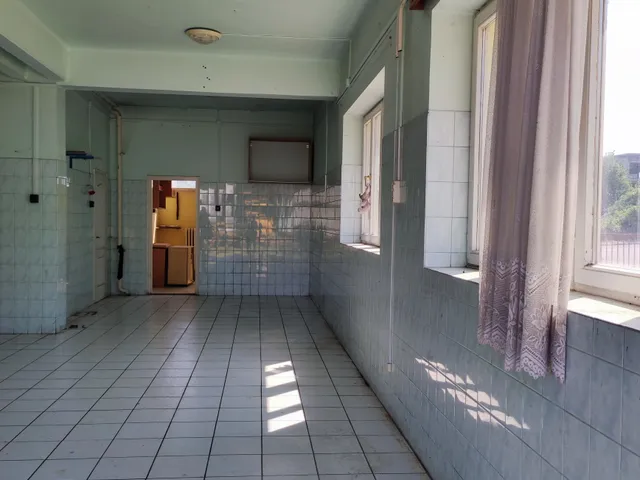 Eladó kereskedelmi és ipari ingatlan Miskolc, Lyukóvölgy 510 nm
