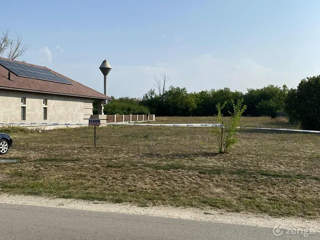 Eladó telek Balatonszabadi, Szabadság utca 1030 nm