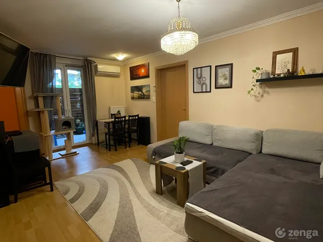 Eladó lakás Budapest VIII. kerület, Századosnegyed 64 nm