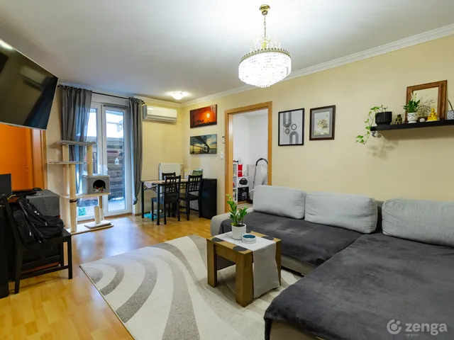 Eladó lakás Budapest VIII. kerület, Századosnegyed 64 nm