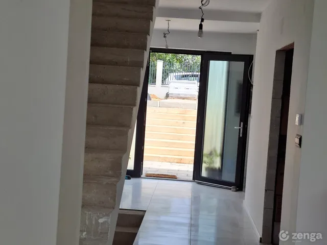 Eladó ház Nagykovácsi 293 nm