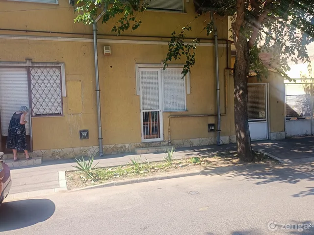 Eladó kereskedelmi és ipari ingatlan Budapest XX. kerület, Pesterzsébet 78 nm
