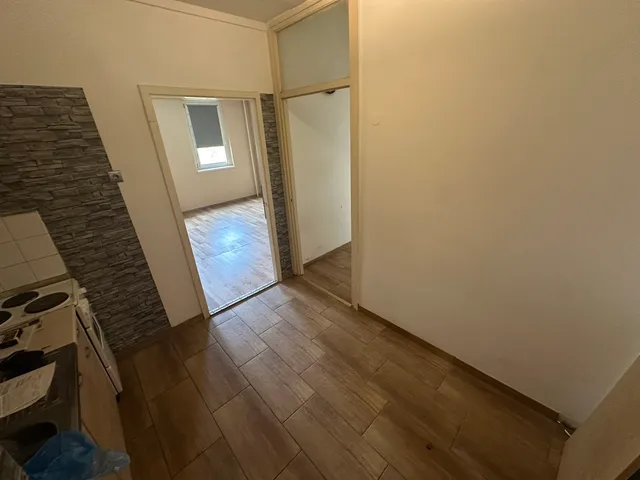 Eladó lakás Várpalota, Liliom utca 12 42 nm
