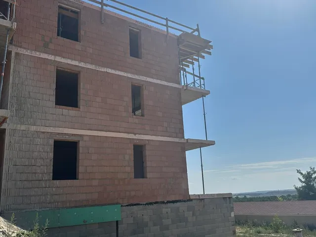 Eladó lakás Várpalota, Ady lakótelep 47 nm