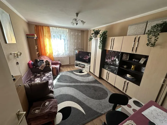 Eladó lakás Várpalota, Kálvária 67 nm