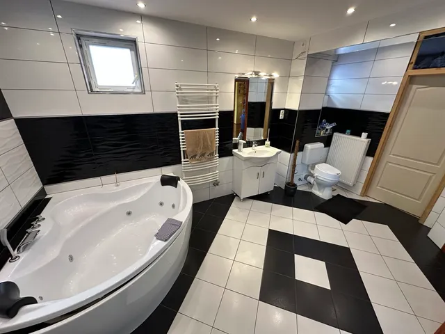 Eladó ház Gyulafirátót, Alsóharaszt 186 nm