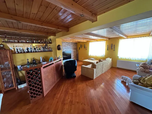 Eladó ház Gyulafirátót 186 nm