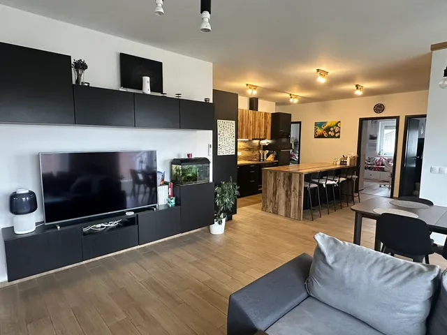 Eladó ház Várpalota, Ady lakótelep, Kálnoky Adél utca 116 nm