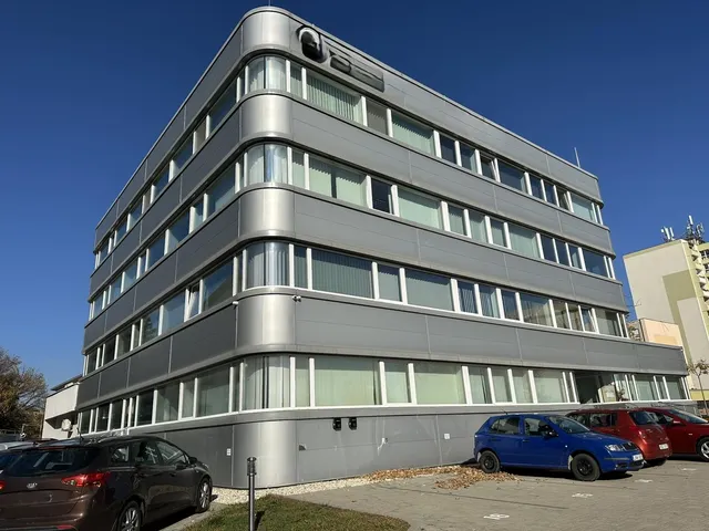 Kiadó kereskedelmi és ipari ingatlan Várpalota 16 nm