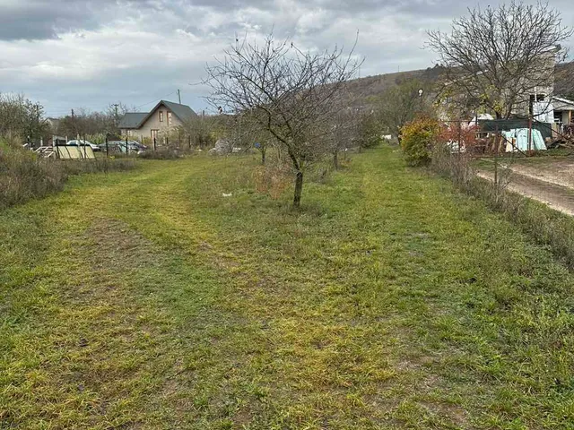 Eladó telek Várpalota, Hidegvölgyi utca 2198 nm