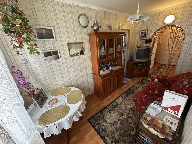 Eladó lakás Várpalota, Árpád 69 nm