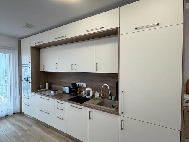 Eladó lakás Várpalota, Kálvária, Weöres Sándor út 74 nm