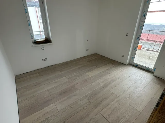 Eladó lakás Várpalota, Ady lakótelep, Weöres Sándor 49 nm