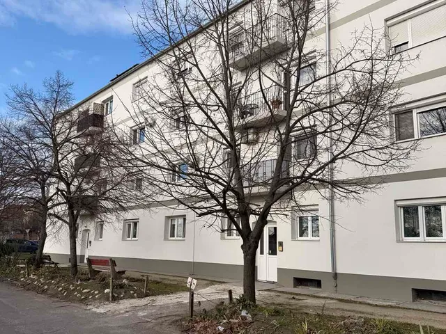 Eladó lakás Várpalota 48 nm