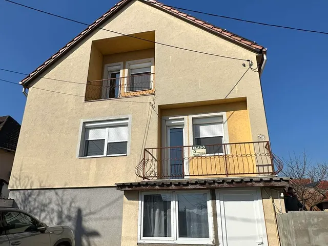 Eladó ház Várpalota 170 nm