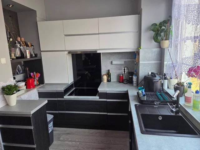 Eladó lakás Pétfürdő 138 nm