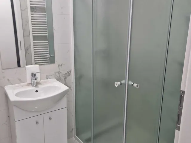 Kiadó lakás Várpalota, Kálvária 28 nm