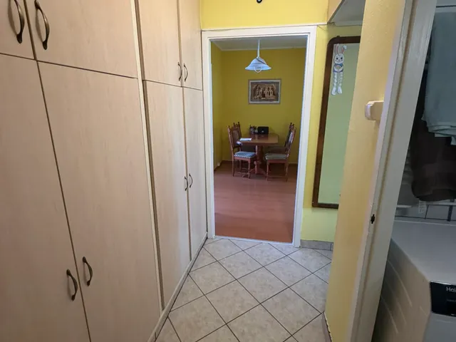 Eladó lakás Várpalota, Erdődy 67 nm