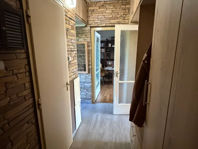 Eladó lakás Várpalota, Körmöcbánya 62 nm