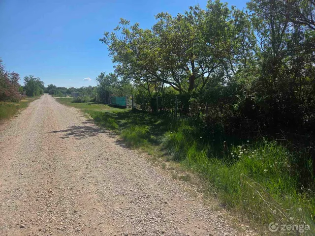 Eladó telek Várpalota, Inota, Hadi út 1000 nm
