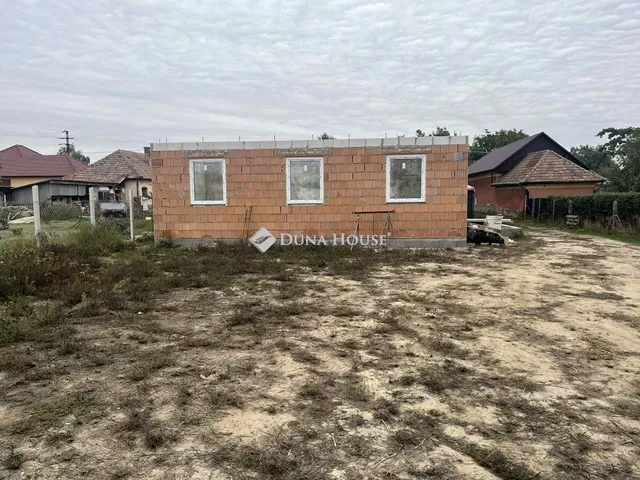Eladó ház Kakucs 85 nm