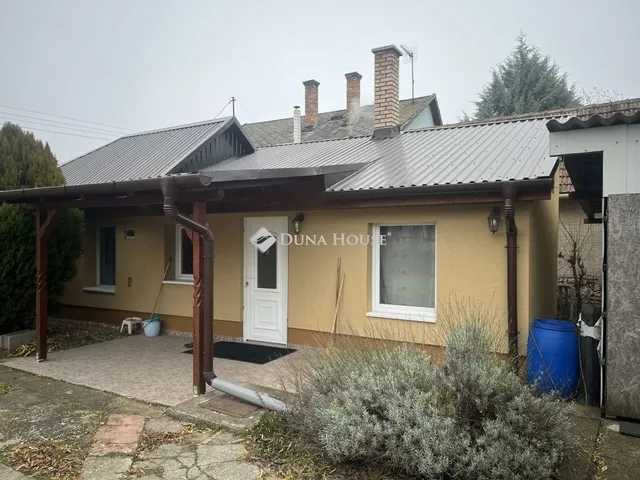 Eladó ház Albertirsa 30 nm