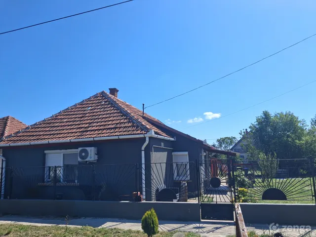Eladó ház Jászárokszállás 90 nm