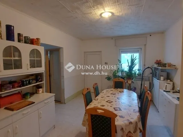 Eladó ház Tura 110 nm