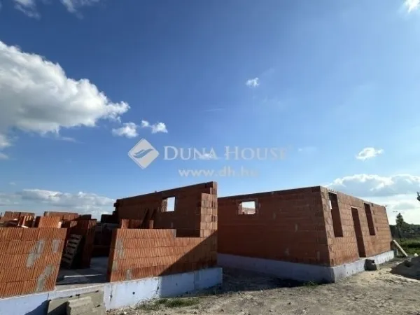 Eladó ház Délegyháza 93 nm