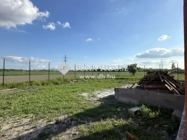 Eladó ház Délegyháza 93 nm