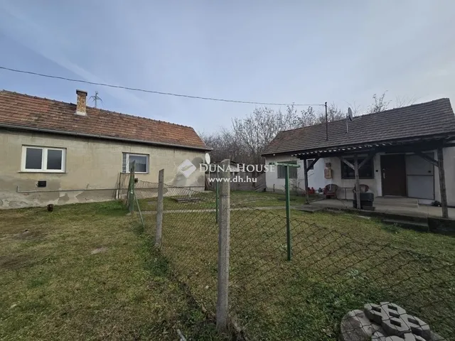 Eladó ház Budapest XVIII. kerület, Gloriett-telep 110 nm