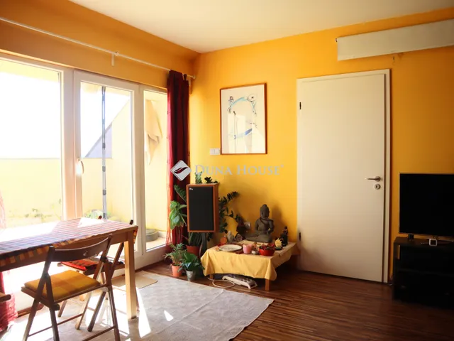 Eladó lakás Budapest XIV. kerület, Törökőr 63 nm