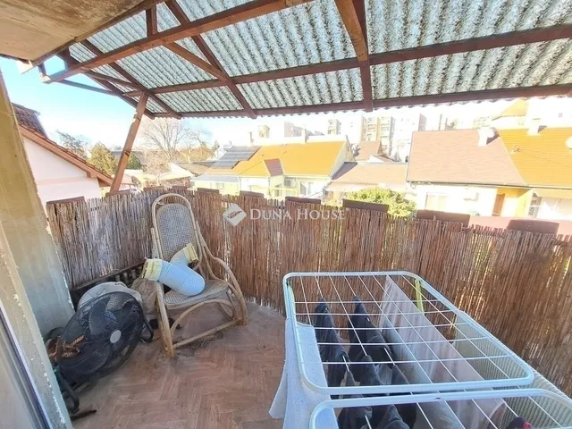 Eladó lakás Budapest XIX. kerület 93 nm