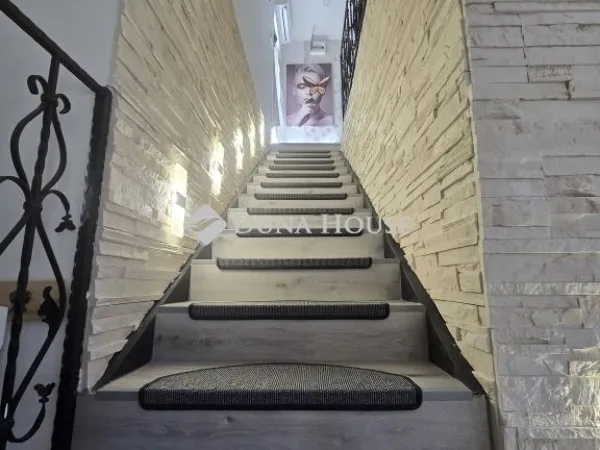 Eladó ház Budapest XIX. kerület 180 nm